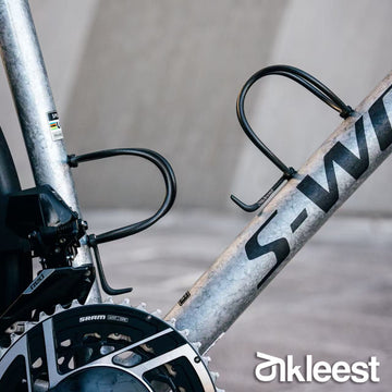 CyKleest Carbon Fiber Bottle Cage with Titanium Bolts